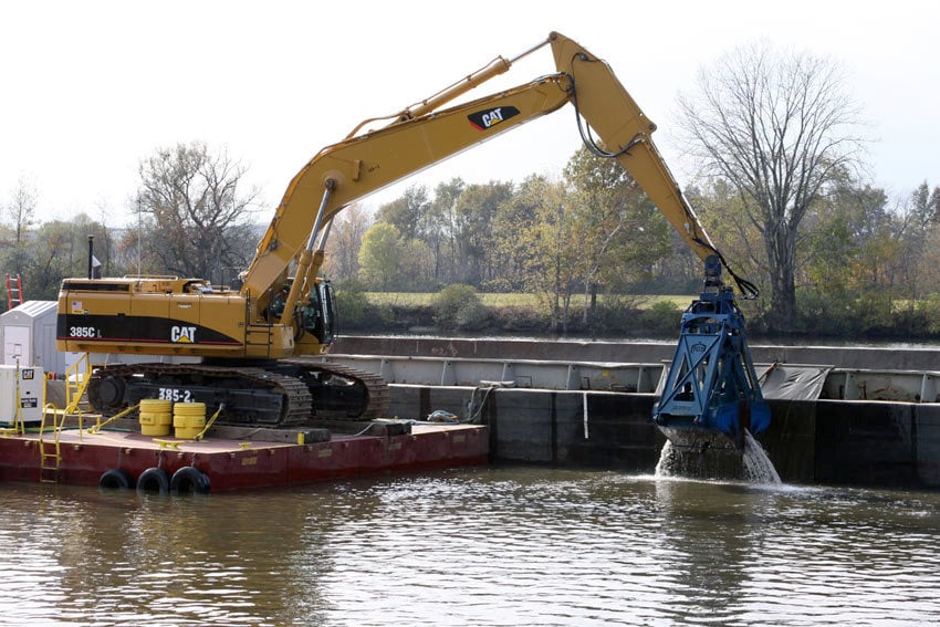 Long Boom Excavator