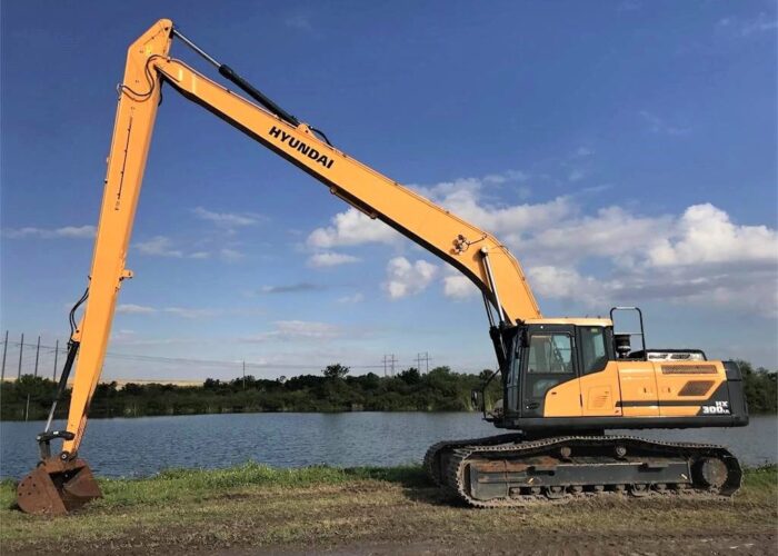 Hyundai 340 Long Boom Excavator on Rent, Hyundai 340 Long Boom on Rent