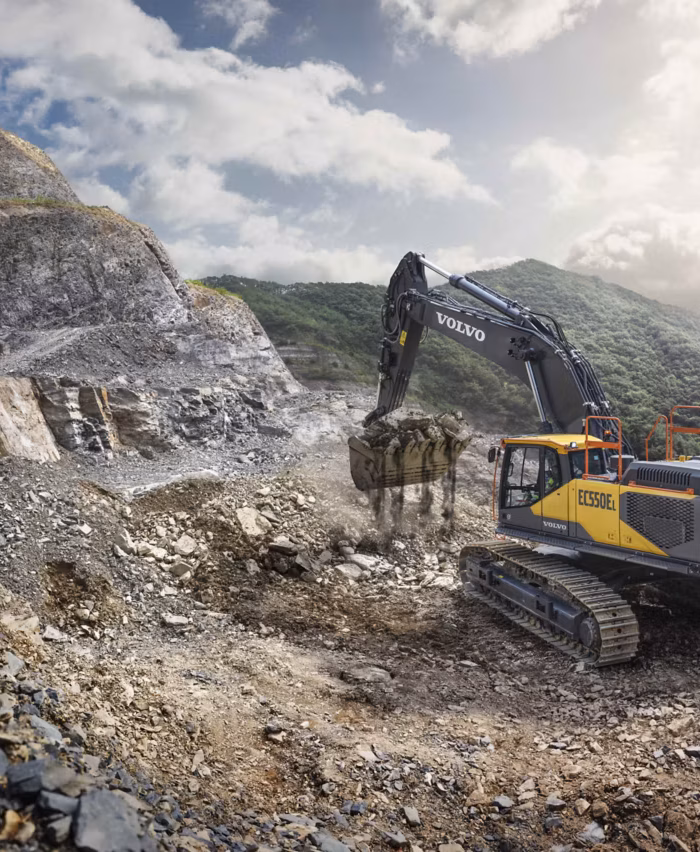 210708-VolvoCE-excavators-kasturi earthmovers