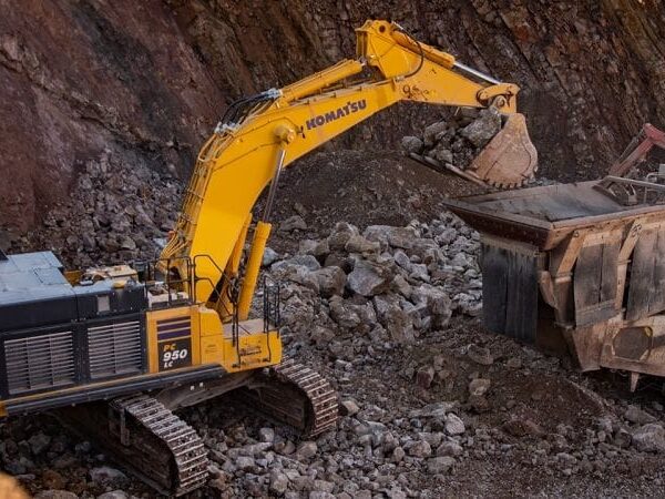 Komatsu PC 950 Excavator on Rent