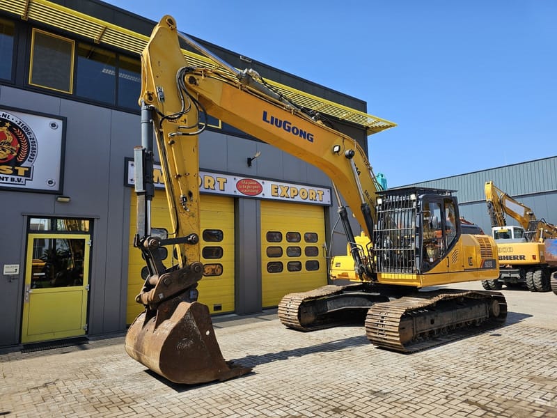 LiuGong 925 Excavator on Rent