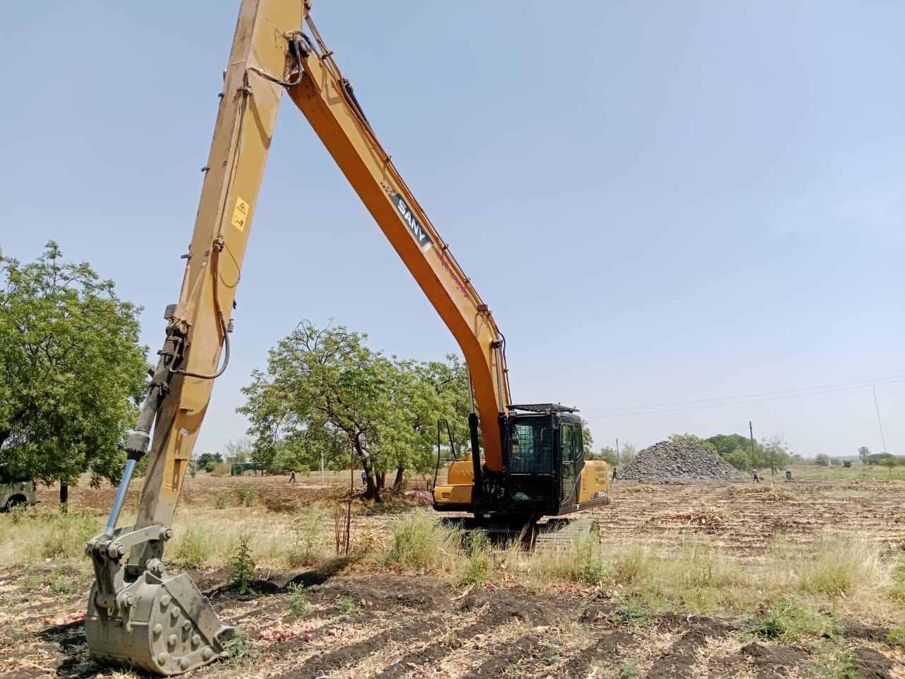 Sany 240 Long Boom Excavator on Rent
