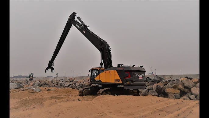 Volvo 950 long boom on Rent