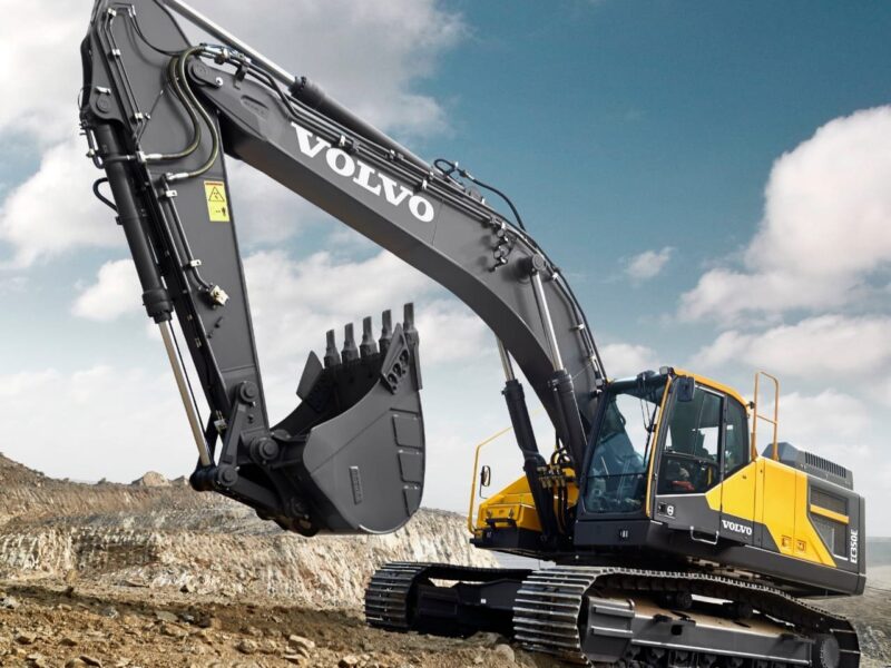 kasturi earthmovers-volvo-excavator-300