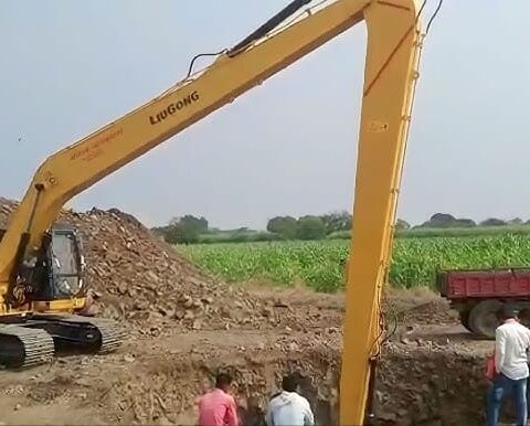 LiuGong 939 long boom excavator