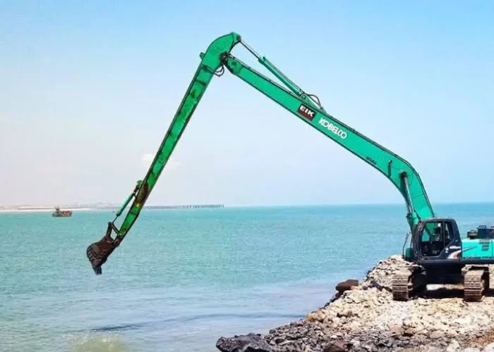 kobelco 380 excavator on rent